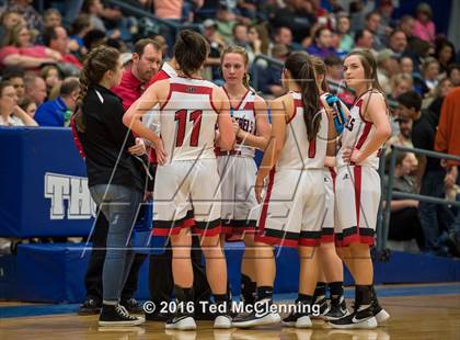 Thumbnail 3 in Wonderview vs Sacred Heart (AAA 1A District Playoff) photogallery.