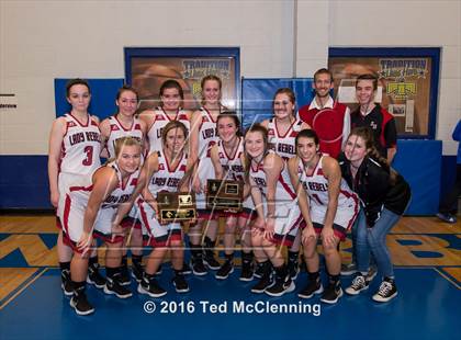 Thumbnail 2 in Wonderview vs Sacred Heart (AAA 1A District Playoff) photogallery.