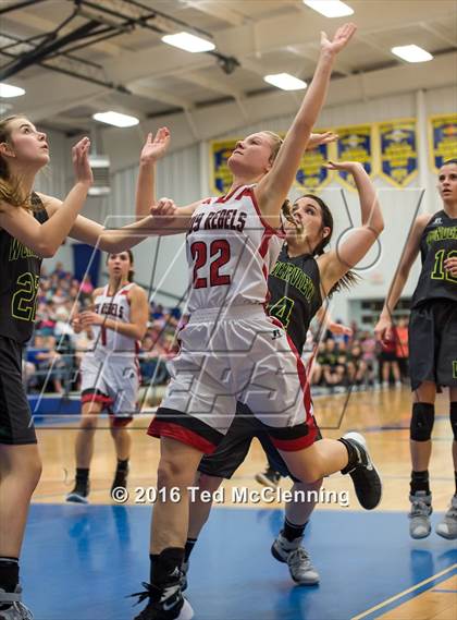 Thumbnail 1 in Wonderview vs Sacred Heart (AAA 1A District Playoff) photogallery.
