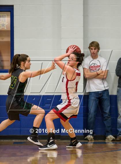 Thumbnail 1 in Wonderview vs Sacred Heart (AAA 1A District Playoff) photogallery.