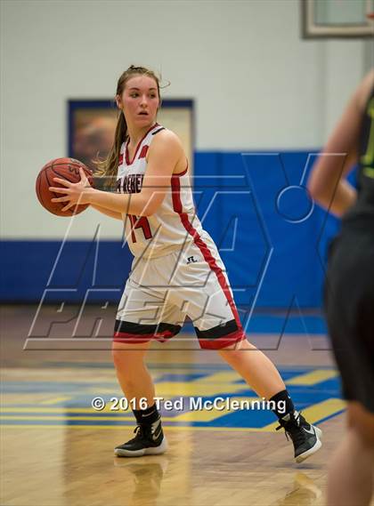 Thumbnail 2 in Wonderview vs Sacred Heart (AAA 1A District Playoff) photogallery.
