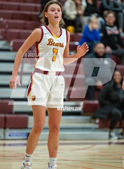 Thumbnail 2 in Menlo-Atherton vs. Los Altos (CIF CCS Div 1 Semifinal) photogallery.