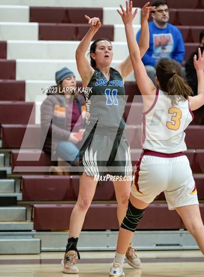 Thumbnail 2 in Menlo-Atherton vs. Los Altos (CIF CCS Div 1 Semifinal) photogallery.