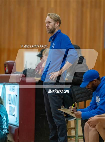 Thumbnail 2 in Menlo-Atherton vs. Los Altos (CIF CCS Div 1 Semifinal) photogallery.