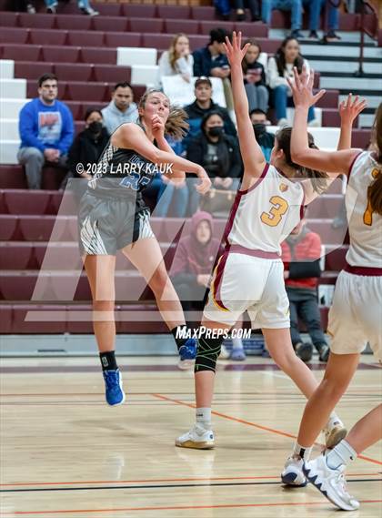 Thumbnail 3 in Menlo-Atherton vs. Los Altos (CIF CCS Div 1 Semifinal) photogallery.