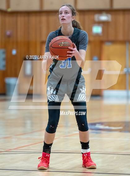 Thumbnail 3 in Menlo-Atherton vs. Los Altos (CIF CCS Div 1 Semifinal) photogallery.