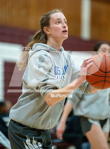Thumbnail 3 in Menlo-Atherton vs. Los Altos (CIF CCS Div 1 Semifinal) photogallery.