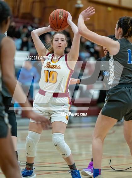 Thumbnail 3 in Menlo-Atherton vs. Los Altos (CIF CCS Div 1 Semifinal) photogallery.