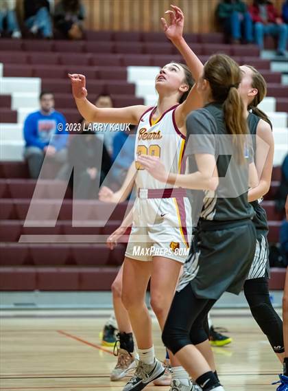 Thumbnail 3 in Menlo-Atherton vs. Los Altos (CIF CCS Div 1 Semifinal) photogallery.