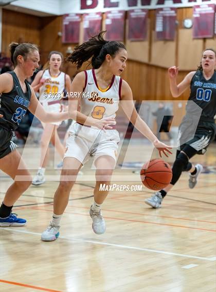 Thumbnail 3 in Menlo-Atherton vs. Los Altos (CIF CCS Div 1 Semifinal) photogallery.