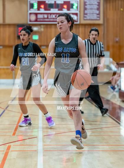 Thumbnail 1 in Menlo-Atherton vs. Los Altos (CIF CCS Div 1 Semifinal) photogallery.