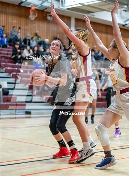 Thumbnail 2 in Menlo-Atherton vs. Los Altos (CIF CCS Div 1 Semifinal) photogallery.