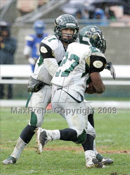 Thumbnail 3 in Narbonne vs. Crenshaw (CIF LA City Section D1 Final) photogallery.