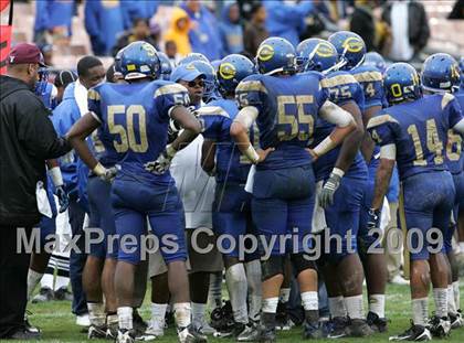 Thumbnail 1 in Narbonne vs. Crenshaw (CIF LA City Section D1 Final) photogallery.