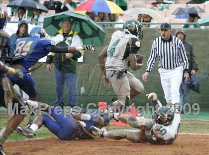 Thumbnail 1 in Narbonne vs. Crenshaw (CIF LA City Section D1 Final) photogallery.
