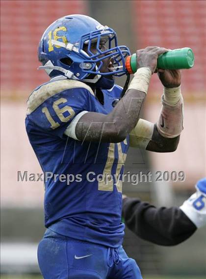 Thumbnail 3 in Narbonne vs. Crenshaw (CIF LA City Section D1 Final) photogallery.