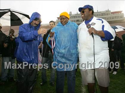Thumbnail 3 in Narbonne vs. Crenshaw (CIF LA City Section D1 Final) photogallery.