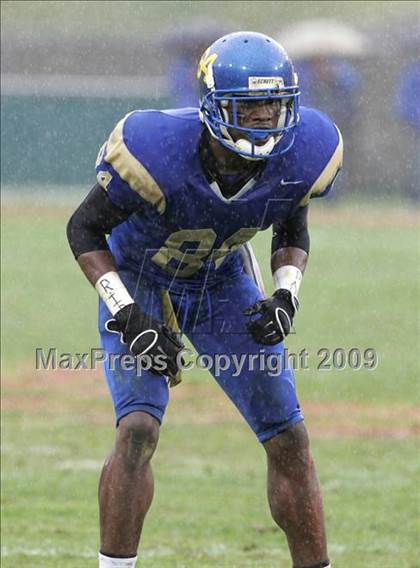 Thumbnail 1 in Narbonne vs. Crenshaw (CIF LA City Section D1 Final) photogallery.