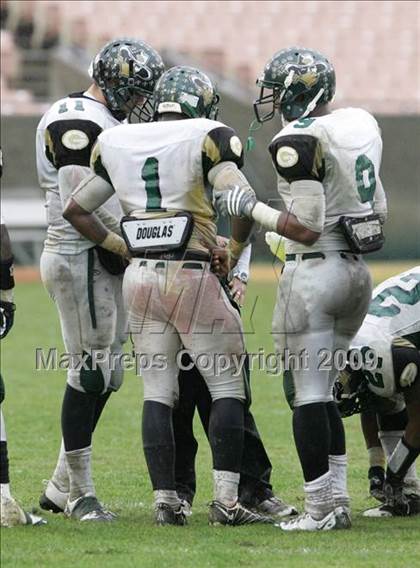Thumbnail 3 in Narbonne vs. Crenshaw (CIF LA City Section D1 Final) photogallery.