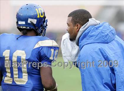 Thumbnail 3 in Narbonne vs. Crenshaw (CIF LA City Section D1 Final) photogallery.