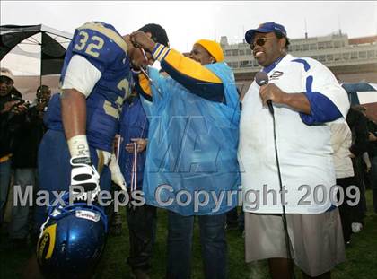 Thumbnail 3 in Narbonne vs. Crenshaw (CIF LA City Section D1 Final) photogallery.
