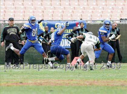 Thumbnail 1 in Narbonne vs. Crenshaw (CIF LA City Section D1 Final) photogallery.