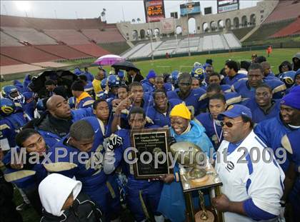 Thumbnail 2 in Narbonne vs. Crenshaw (CIF LA City Section D1 Final) photogallery.