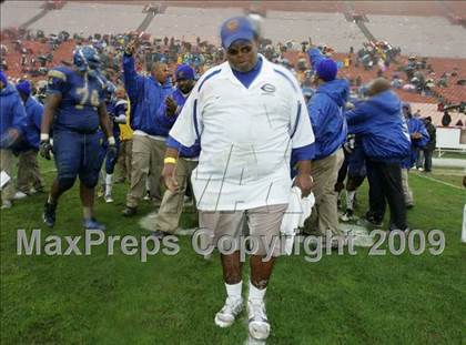 Thumbnail 3 in Narbonne vs. Crenshaw (CIF LA City Section D1 Final) photogallery.