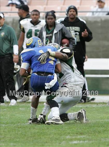 Thumbnail 2 in Narbonne vs. Crenshaw (CIF LA City Section D1 Final) photogallery.