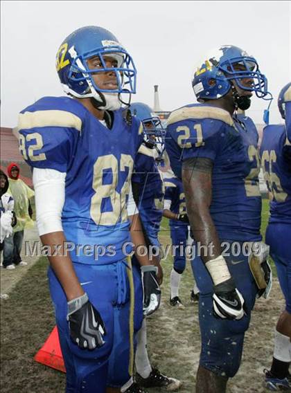 Thumbnail 3 in Narbonne vs. Crenshaw (CIF LA City Section D1 Final) photogallery.