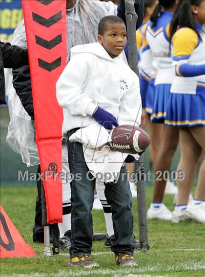 Thumbnail 1 in Narbonne vs. Crenshaw (CIF LA City Section D1 Final) photogallery.