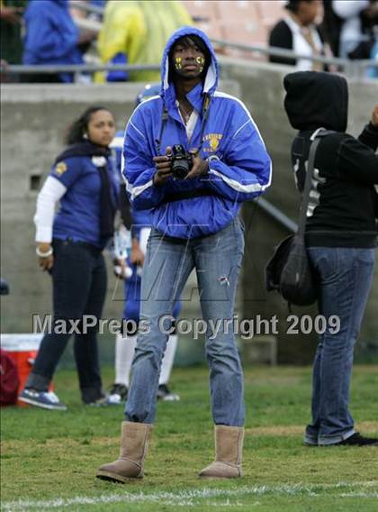 Thumbnail 1 in Narbonne vs. Crenshaw (CIF LA City Section D1 Final) photogallery.