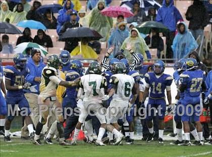 Thumbnail 2 in Narbonne vs. Crenshaw (CIF LA City Section D1 Final) photogallery.