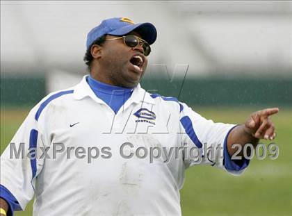 Thumbnail 1 in Narbonne vs. Crenshaw (CIF LA City Section D1 Final) photogallery.