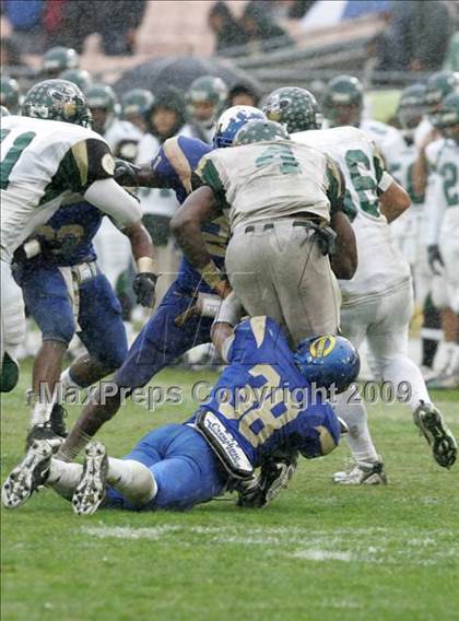 Thumbnail 3 in Narbonne vs. Crenshaw (CIF LA City Section D1 Final) photogallery.