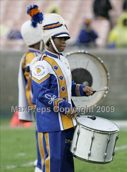 Thumbnail 3 in Narbonne vs. Crenshaw (CIF LA City Section D1 Final) photogallery.