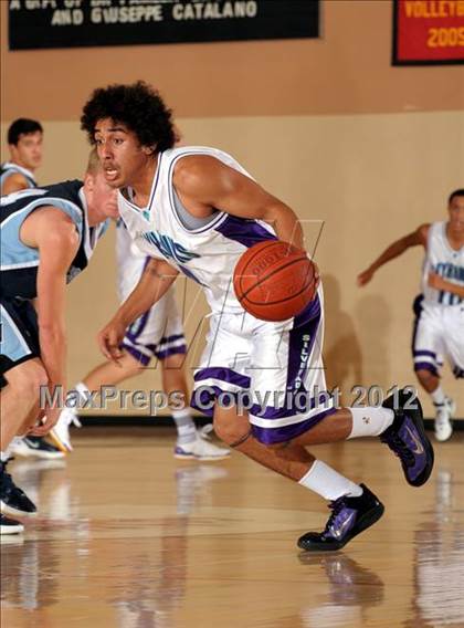 Thumbnail 3 in Silverado @ Crescenta Valley(MaxPreps Holiday Classic) photogallery.