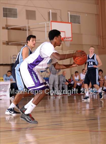 Thumbnail 2 in Silverado @ Crescenta Valley(MaxPreps Holiday Classic) photogallery.