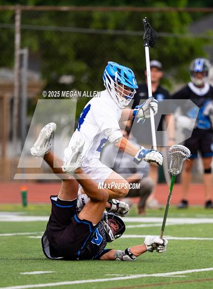 Thumbnail 3 in Worthington Kilbourne vs. St. Xavier (OHSAA Div 1 Semifinal) photogallery.