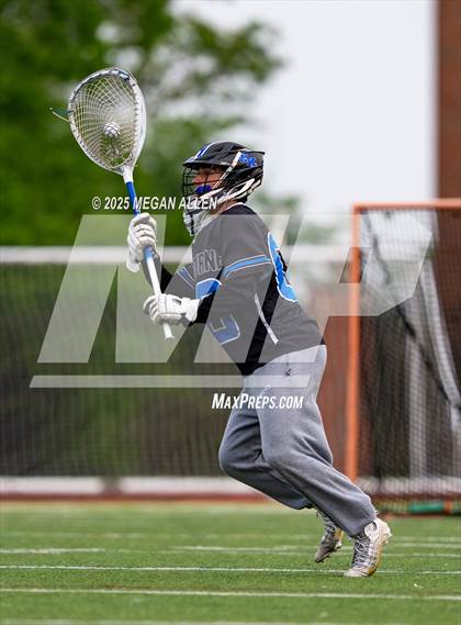 Thumbnail 1 in Worthington Kilbourne vs. St. Xavier (OHSAA Div 1 Semifinal) photogallery.