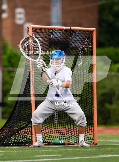 Thumbnail 3 in Worthington Kilbourne vs. St. Xavier (OHSAA Div 1 Semifinal) photogallery.