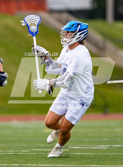 Thumbnail 1 in Worthington Kilbourne vs. St. Xavier (OHSAA Div 1 Semifinal) photogallery.