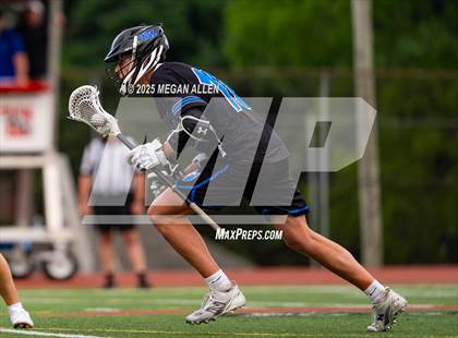 Thumbnail 2 in Worthington Kilbourne vs. St. Xavier (OHSAA Div 1 Semifinal) photogallery.