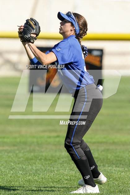 Thumbnail 2 in El Camino Real @ Alemany photogallery.