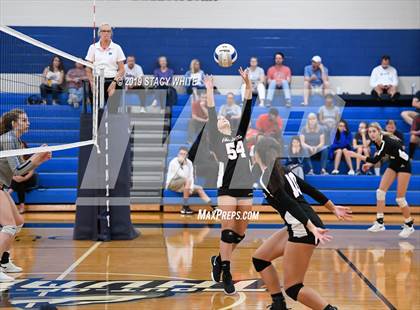 Thumbnail 2 in Out-of-Door Academy vs. Carrollwood Day photogallery.