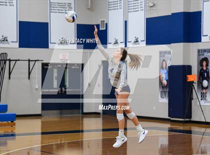 Thumbnail 1 in Out-of-Door Academy vs. Carrollwood Day photogallery.