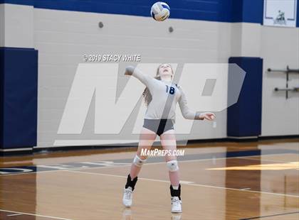Thumbnail 3 in Out-of-Door Academy vs. Carrollwood Day photogallery.