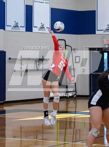 Thumbnail 1 in Out-of-Door Academy vs. Carrollwood Day photogallery.