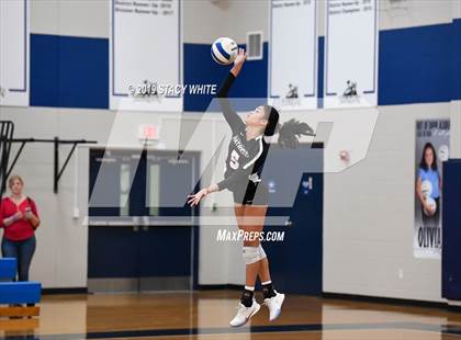 Thumbnail 1 in Out-of-Door Academy vs. Carrollwood Day photogallery.