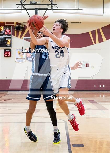 Thumbnail 3 in Pleasant Valley vs. Oakmont (Whitney Winter Classic) photogallery.